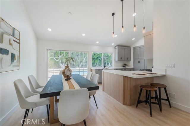 Detail Gallery Image 10 of 50 For 9821 Kite Dr, Huntington Beach,  CA 92646 - 3 Beds | 2 Baths