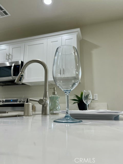 Detail Gallery Image 6 of 27 For 1013 W Church Ave, Ridgecrest,  CA 93555 - 4 Beds | 2 Baths