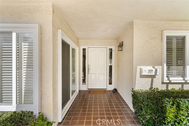 Detail Gallery Image 7 of 52 For 23661 Park Andorra, Calabasas,  CA 91302 - 4 Beds | 3/1 Baths