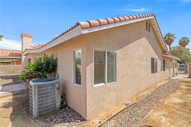 Detail Gallery Image 27 of 40 For 69946 Northhampton Ave, Cathedral City,  CA 92234 - 4 Beds | 2 Baths
