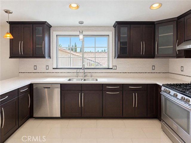 1042 Whispering Oaks photo 6