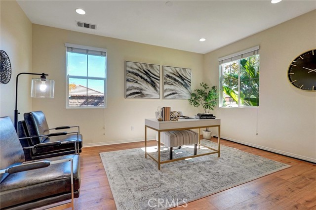 Detail Gallery Image 4 of 44 For 24509 Rosette Ln, Valencia,  CA 91354 - 5 Beds | 3 Baths