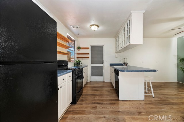 Detail Gallery Image 11 of 29 For 8556 Colorado Ave, Riverside,  CA 92504 - 3 Beds | 2 Baths