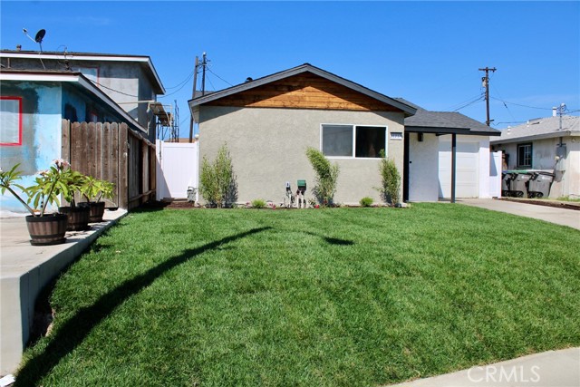 Detail Gallery Image 2 of 22 For 21217 S Main, Carson,  CA 90745 - 2 Beds | 1 Baths