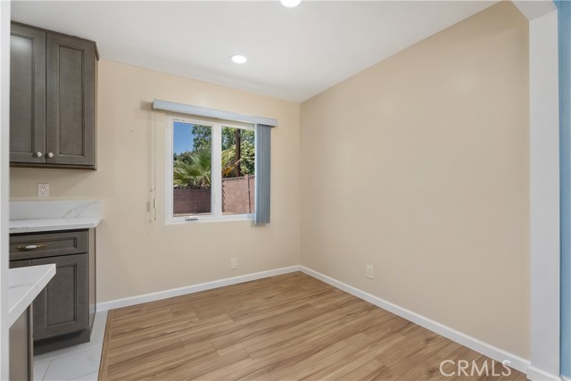 11747 Hollyview Drive, La Mirada CA: https://media.crmls.org/medias/5cdad6e9-1905-4d1e-ab93-b4cccc4e434a.jpg
