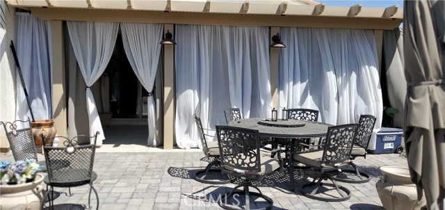 1513 Camino Hidalgo, Hemet CA: https://media.crmls.org/medias/5cdb6bf5-a873-49d5-9617-07108b1be578.jpg