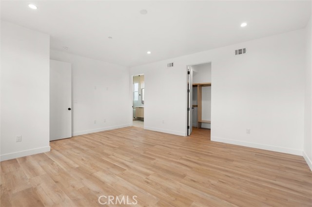 Detail Gallery Image 25 of 33 For 11410 W Calvert St, North Hollywood,  CA 91606 - 3 Beds | 3/1 Baths