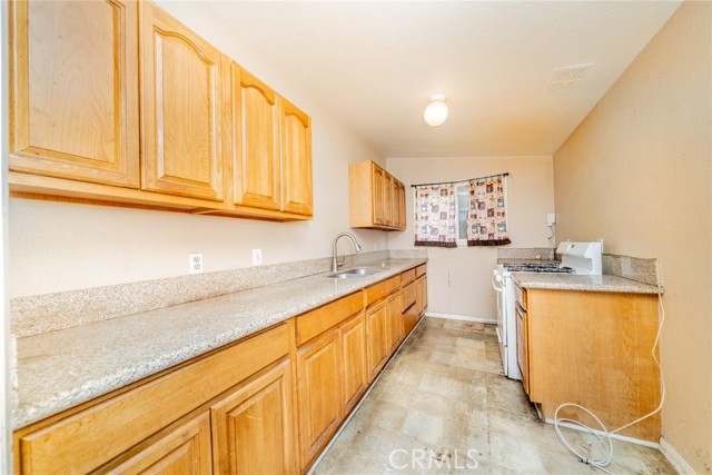 Detail Gallery Image 13 of 36 For 17941 E Payson St, Azusa,  CA 91702 - 3 Beds | 1 Baths