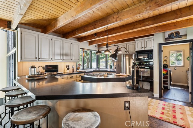 27403 Pinewood, Lake Arrowhead, CA 92317
