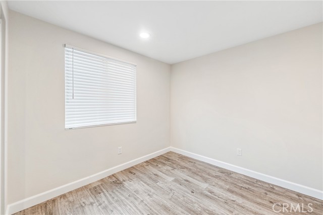 423 Joliet Avenue, Huntington Beach CA: https://media.crmls.org/medias/5cdbfb30-a54c-4230-b7ae-b37a942b43e6.jpg