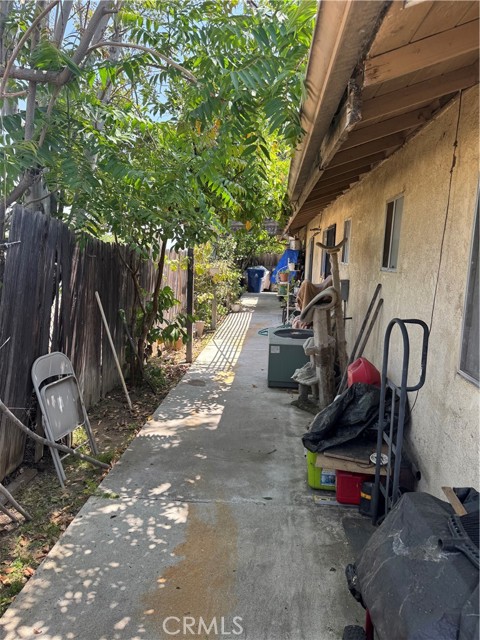 Detail Gallery Image 25 of 26 For 14222 Filmore, Arleta,  CA 91331 - 3 Beds | 2 Baths