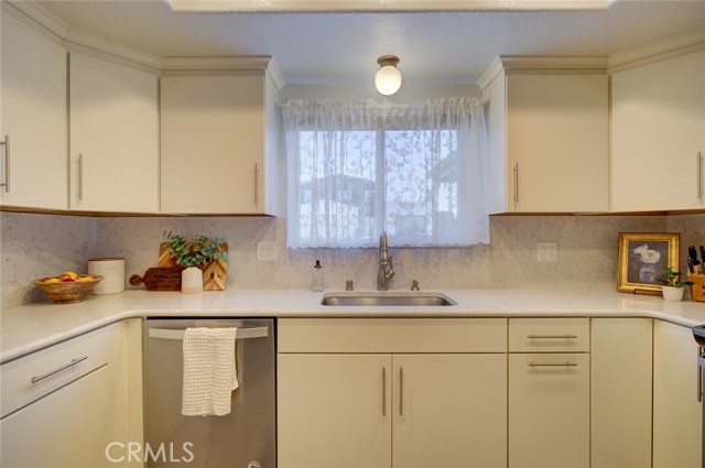 Detail Gallery Image 12 of 38 For 171 Surf St, Pismo Beach,  CA 93449 - 3 Beds | 2 Baths