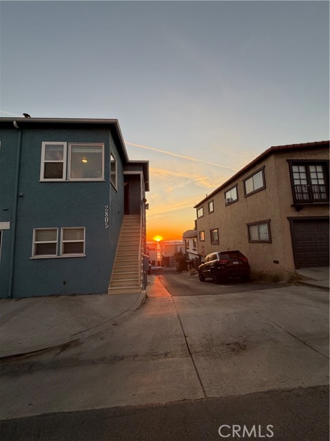 123 28th Street photo 14