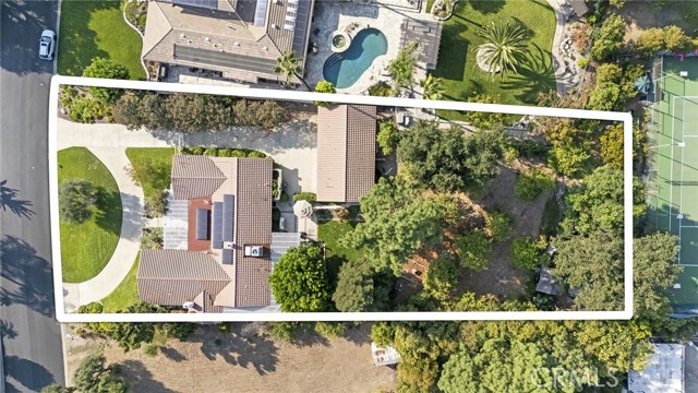 Detail Gallery Image 42 of 44 For 2350 Sunset Curve, Upland,  CA 91784 - 5 Beds | 3/1 Baths