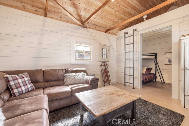 Detail Gallery Image 43 of 49 For 644 Marin, Big Bear Lake,  CA 92315 - 2 Beds | 3 Baths