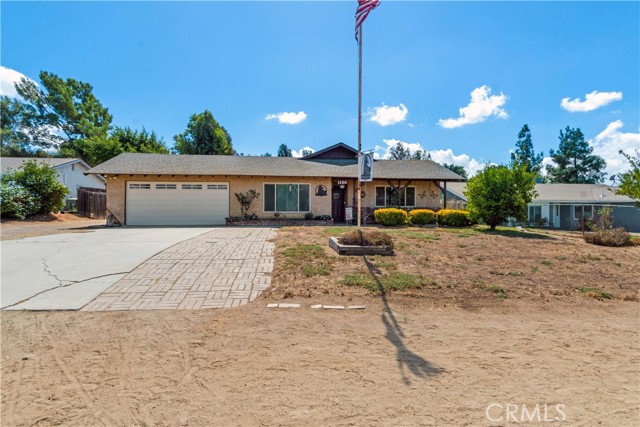 Detail Gallery Image 2 of 32 For 1150 4th St, Norco,  CA 92860 - 4 Beds | 2 Baths