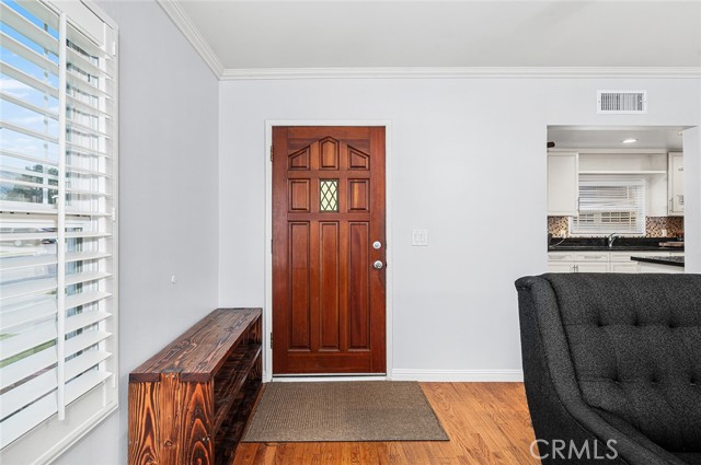 Detail Gallery Image 8 of 48 For 1032 E Lemon Ave, Glendora,  CA 91741 - 3 Beds | 1/1 Baths