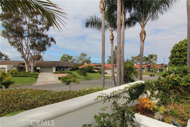 2000 Vista Cajon, Newport Beach CA: https://media.crmls.org/medias/5cdfb214-e5ec-4e1b-a792-b27a7636340f.jpg