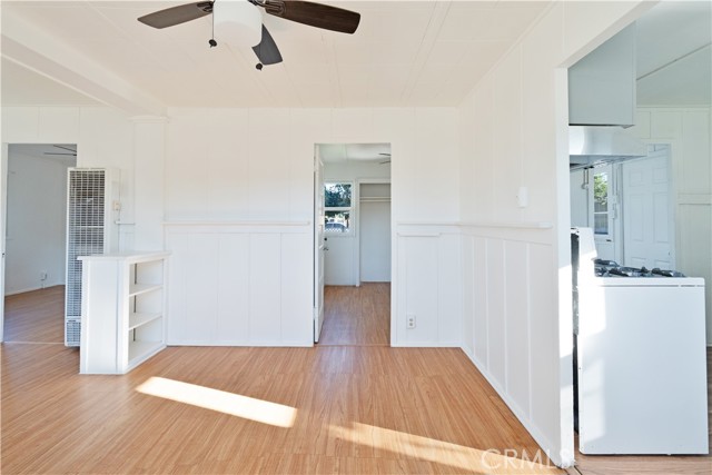 335 Wolff photo 6