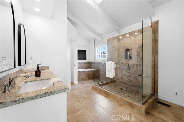 Image 33 of 47 For 2972 Mindanao Drive