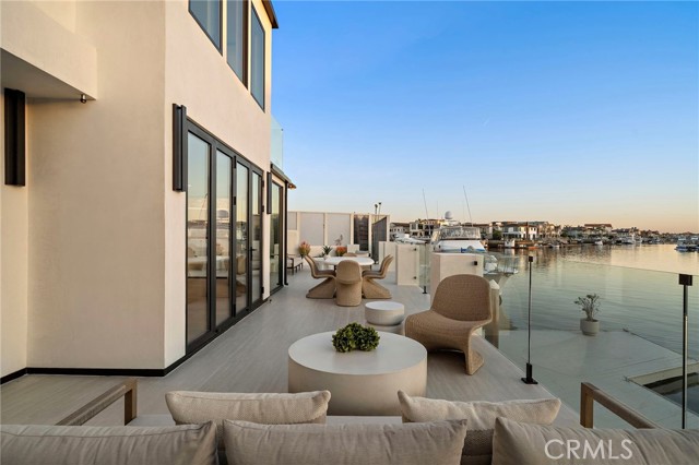 Detail Gallery Image 22 of 57 For 16471 Barnstable, Huntington Beach,  CA 92649 - 5 Beds | 5/1 Baths