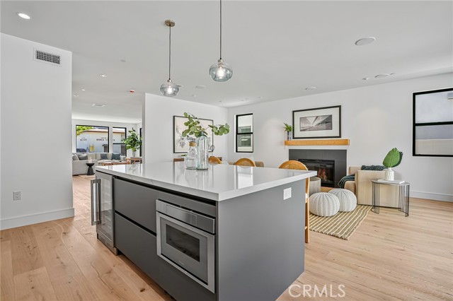 1003 S Prospect Ave, Redondo Beach CA: https://media.crmls.org/medias/5ce05527-200a-4e0e-9631-cc20c68b2f00.jpg