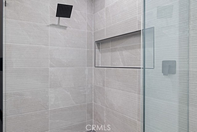 11245 Greenlawn Avenue, Culver City, California 90230, 5 Bedrooms Bedrooms, ,3 BathroomsBathrooms,Residential Lease,For Rent,11245 Greenlawn Avenue,CRSR25156538