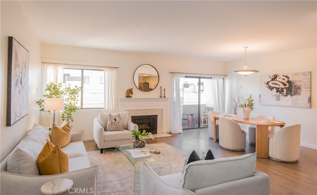 1739 Federal Avenue #204