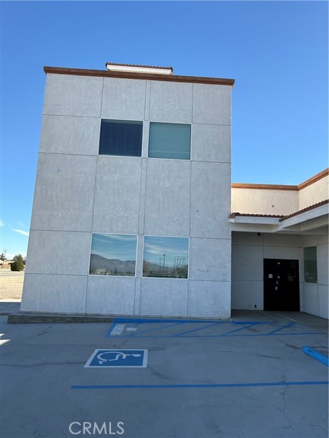 Image 2 of 6 For 9072 California City Blvd