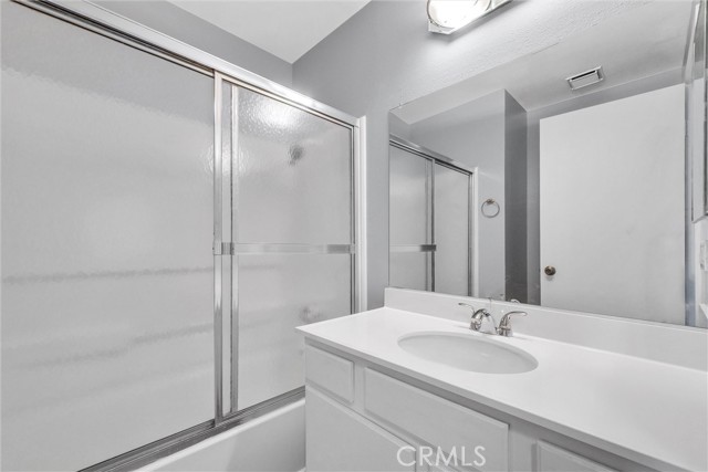 4816 S Fork Road, Chino CA: https://media.crmls.org/medias/5ce2f95b-63f8-4b1e-930d-8ad448f121cd.jpg