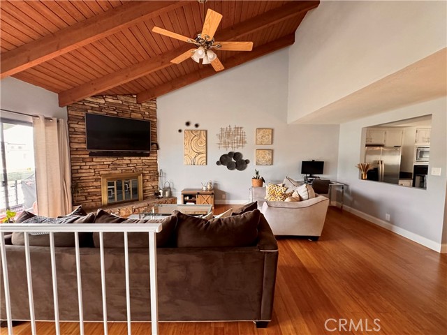 2112 Vanderbilt Lane, Redondo Beach CA: https://media.crmls.org/medias/5ce47a1e-8c7c-4113-98a2-452c3aadce07.jpg