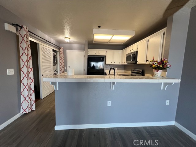 Detail Gallery Image 9 of 23 For 11410 Dolan Ave #315,  Downey,  CA 90241 - 1 Beds | 1 Baths