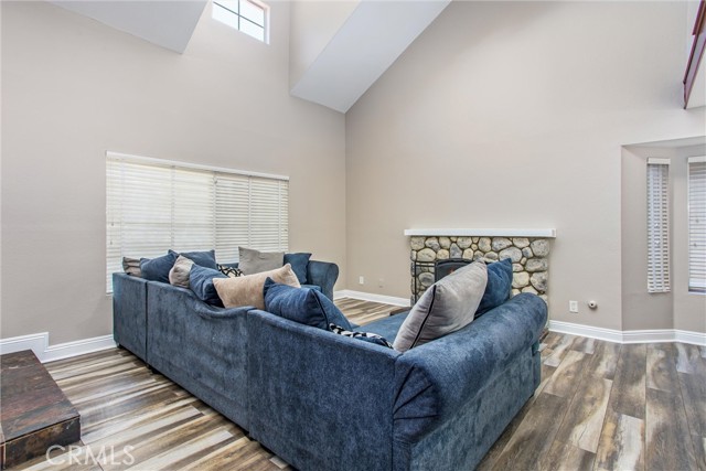 24156 Old Country Road, Moreno Valley CA: https://media.crmls.org/medias/5ce4c46d-da76-4270-ab57-253fd7cfa929.jpg