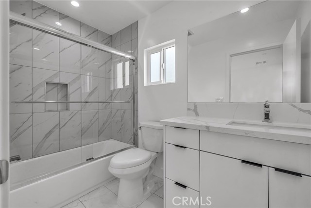 Detail Gallery Image 23 of 67 For 4453 Colfax Ave, Studio City,  CA 91602 - – Beds | – Baths
