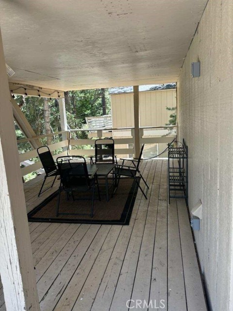 565 Rose Lane, Twin Peaks CA: https://media.crmls.org/medias/5ce5426c-031e-4b7a-b735-c7a609404717.jpg