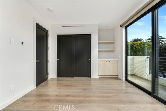 Detail Gallery Image 16 of 34 For 301 12th St, Huntington Beach,  CA 92648 - 3 Beds | 3/1 Baths