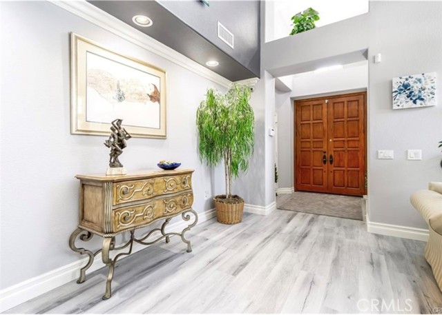 24588 Ebelden Avenue, Newhall CA: https://media.crmls.org/medias/5ce6bf55-91b8-4cbd-ba05-49d9dbe4556c.jpg