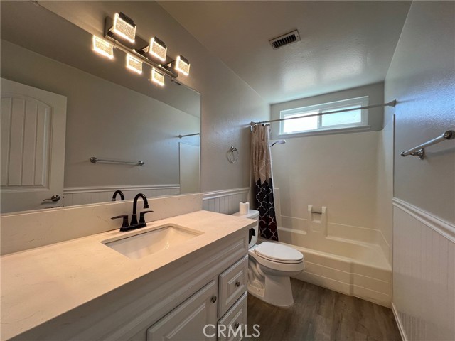 Detail Gallery Image 15 of 17 For 2827 S Sea Island Trl a,  Ontario,  CA 91761 - 3 Beds | 2 Baths