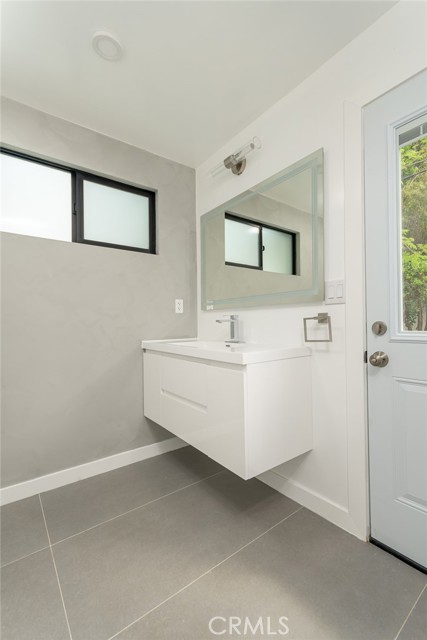 Detail Gallery Image 21 of 48 For 19806 Needles, Chatsworth,  CA 91311 - 3 Beds | 3 Baths