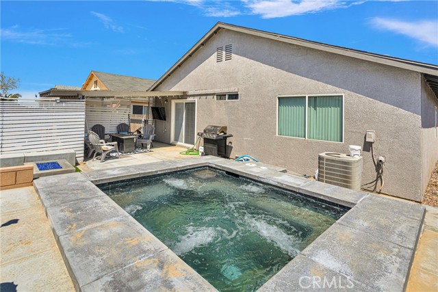 Detail Gallery Image 32 of 42 For 13682 Sylvan Oaks Rd, Victorville,  CA 92392 - 3 Beds | 2 Baths