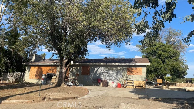 5652 Beach St, Riverside, CA 92509