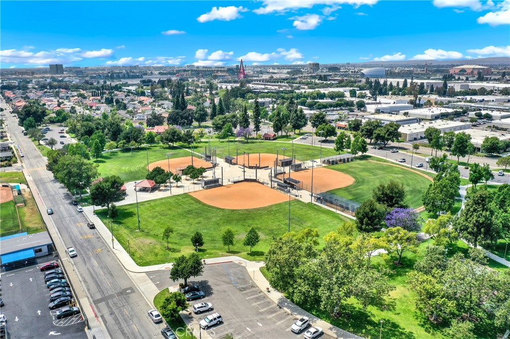 MLS #OC25128179 img 38