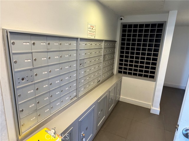 2999 E Ocean Blvd, Long Beach CA: https://media.crmls.org/medias/5ce990cd-1a16-44f0-9baa-e22dd084cb2d.jpg