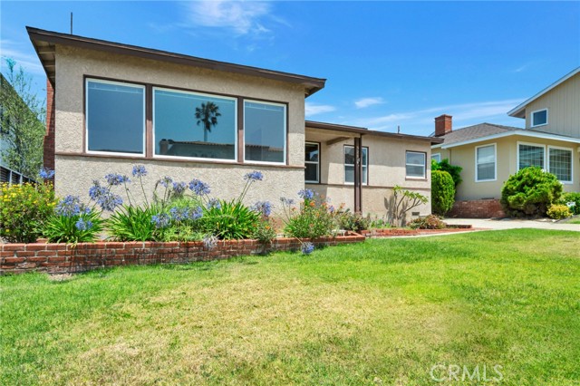 525 17th, Manhattan Beach, California 90266, 3 Bedrooms Bedrooms, 0 ,1 BathroomBathrooms,Residential,For Sale,17th,0,SB26116015 525 17th, Manhattan Beach, California 90266, 3 Bedrooms Bedrooms, 0 ,1 BathroomBathrooms,Residential,For Sale,17th,0,SB26116015