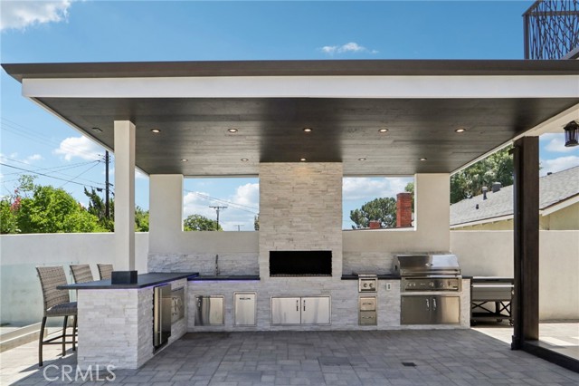 10418 Rubio Avenue, Granada Hills CA: https://media.crmls.org/medias/5cea3a7b-3947-4213-85a6-9b178c5a957f.jpg