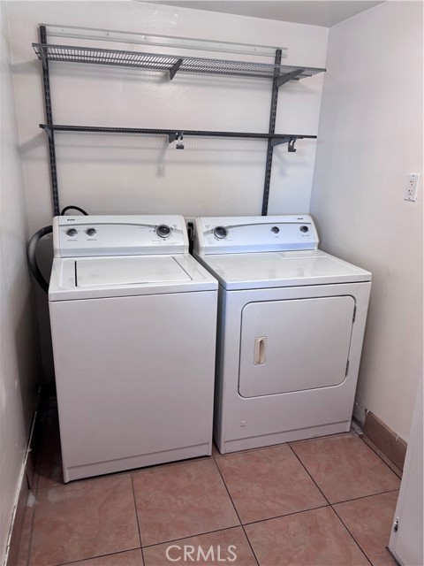 Detail Gallery Image 8 of 30 For 400 N Virginia Ave, Azusa,  CA 91702 - 2 Beds | 1 Baths