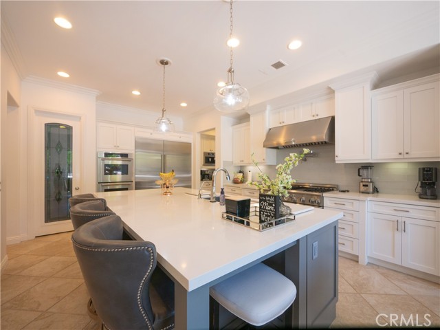 Image 7 of 46 For 22449 Leisure Drive
