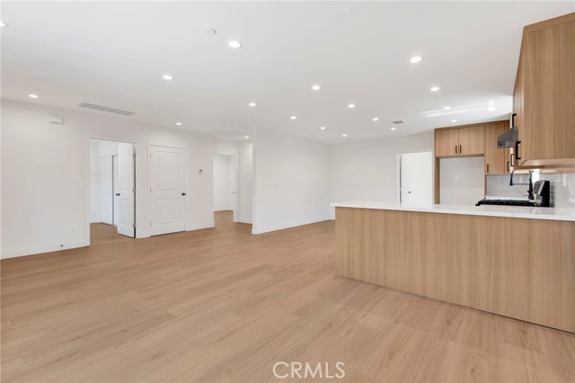 Detail Gallery Image 3 of 14 For 6712 Saint Clair Ave, North Hollywood,  CA 91606 - 3 Beds | 2 Baths