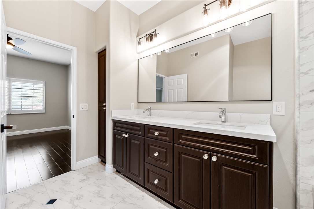 Detail Gallery Image 30 of 54 For 8122 Seawater Dr #104,  Huntington Beach,  CA 92646 - 2 Beds | 2 Baths