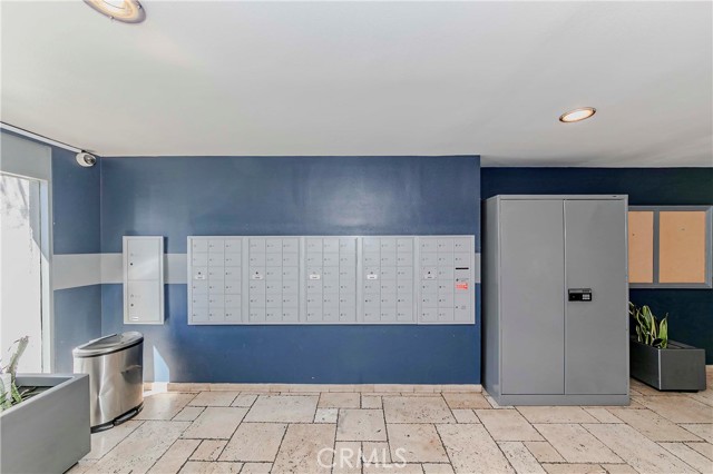 Detail Gallery Image 35 of 35 For 1940 N Highland, Los Angeles,  CA 90068 - 2 Beds | 2 Baths